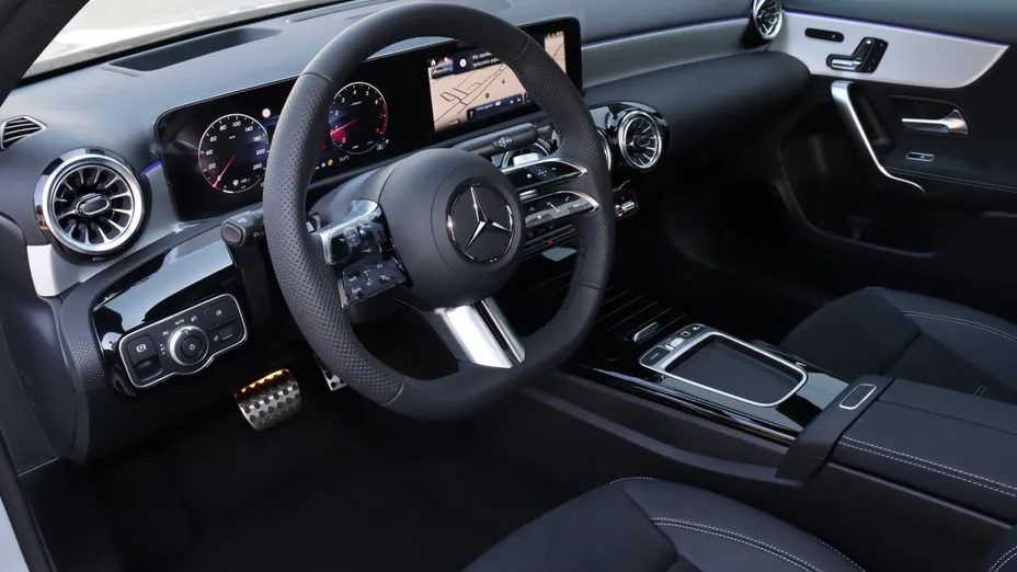 MERCEDES-BENZ A Klasa A 200 AMG Line 7G-DCT Nowy