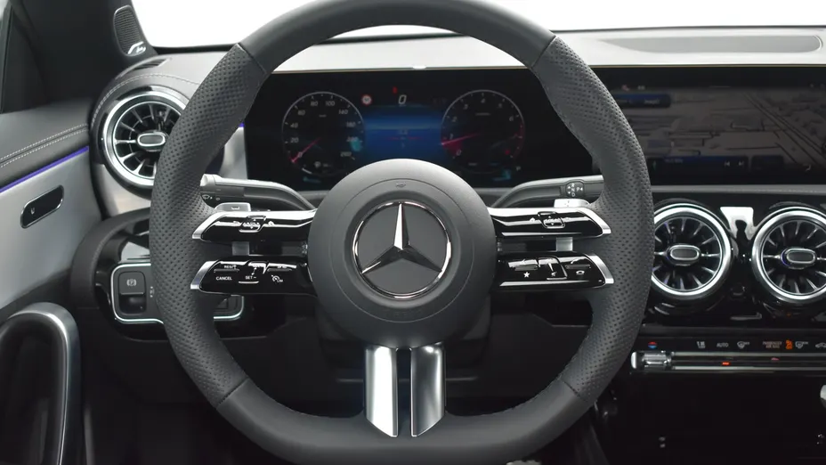 MERCEDES-BENZ CLA CLA 200 mHEV AMG Line 7G-DCT Nowy