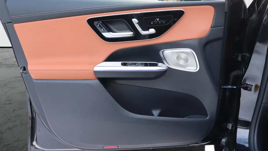 MERCEDES-BENZ GLC GLC 300 e 4-Matic AMG Line Nowy