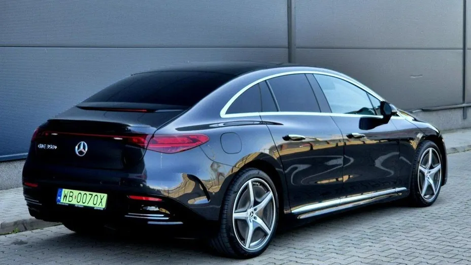 MERCEDES-BENZ EQE EQE 350+ 90.5kWh AMG Line