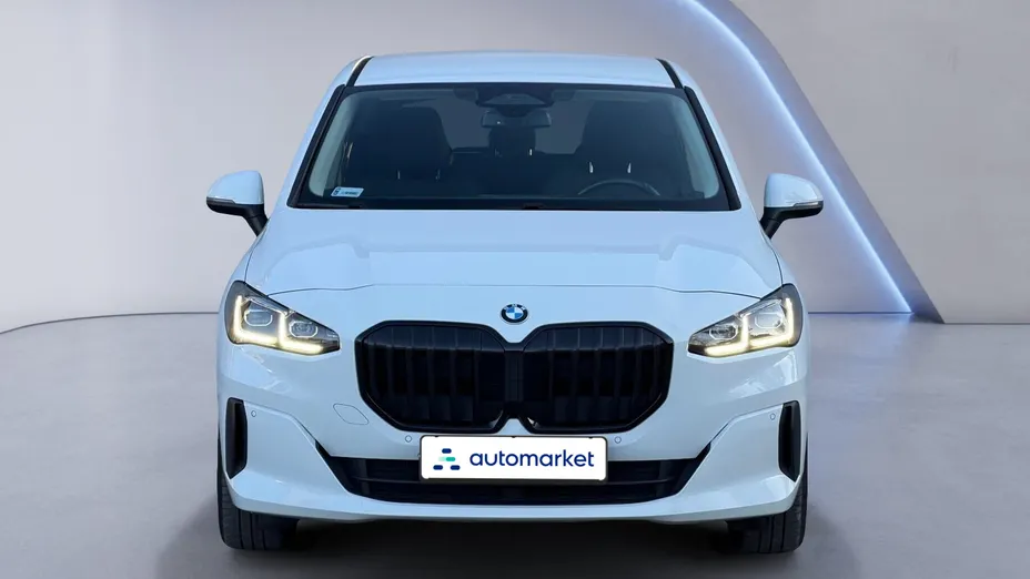 BMW Seria 2 218d aut