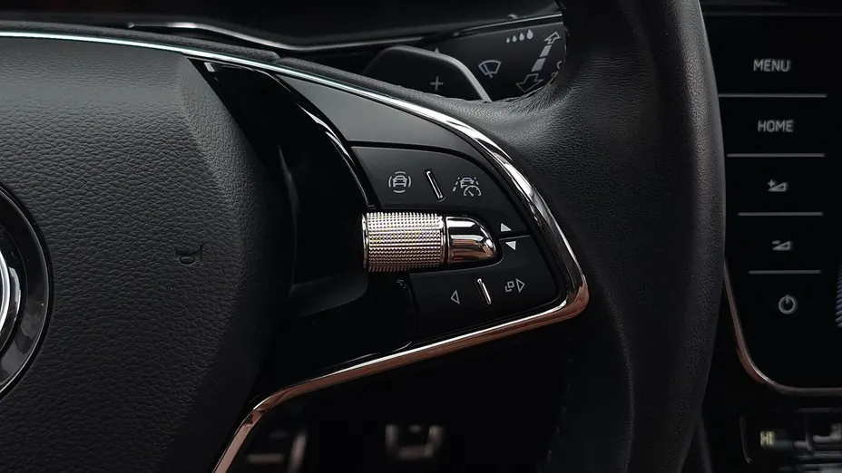 SKODA Superb Superb 2.0 TDI SCR 4x4 L&K DSG