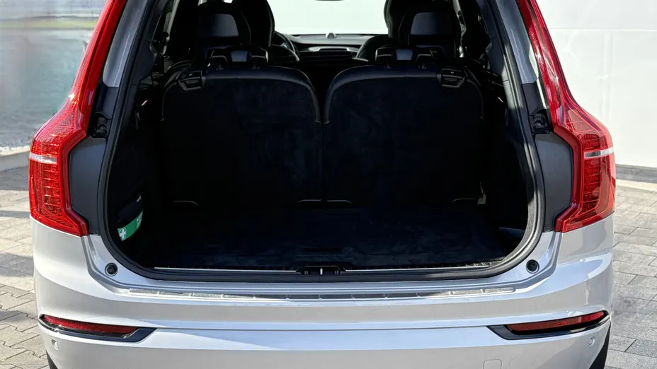 VOLVO XC90 XC90 T8 AWD Plug-In Hybrid Ultra Dark 7os aut