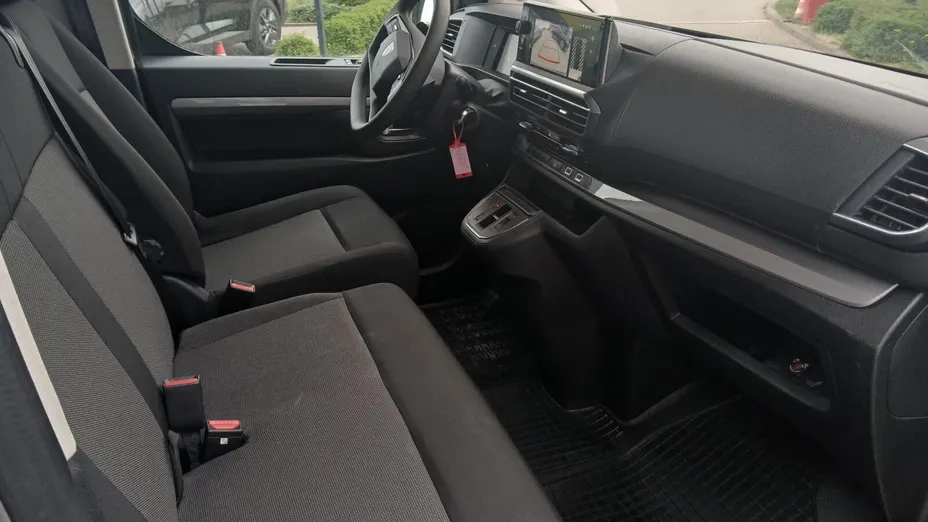 PEUGEOT Traveller Traveller 2.0 BlueHDi Long Business EAT8