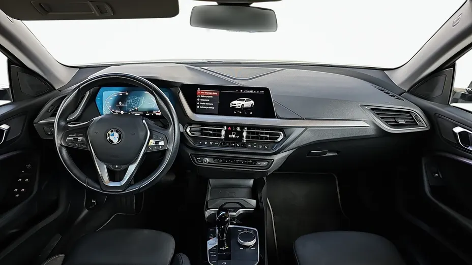 BMW Seria 2 220i xDrive Sport Line aut