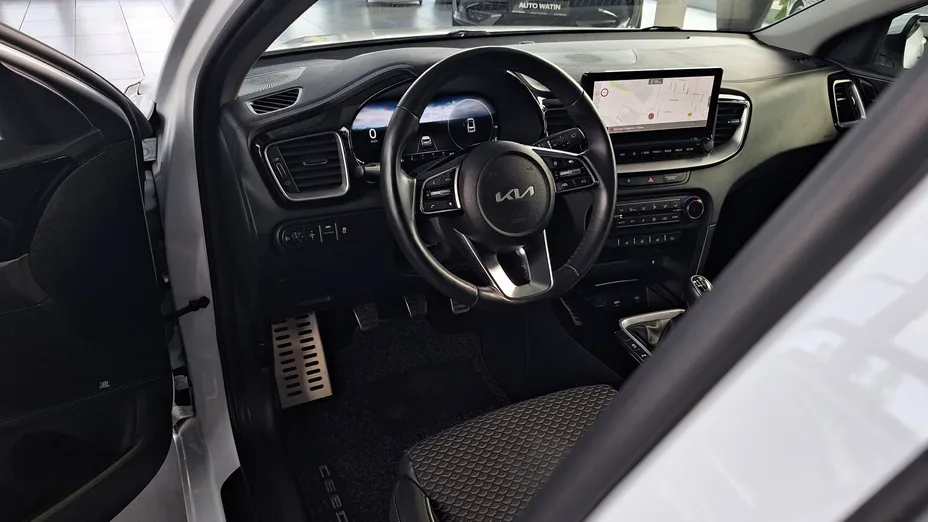 KIA Cee'd Ceed 1.5 T-GDI Business Line