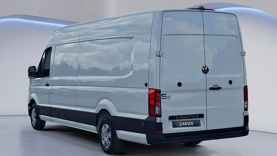 VOLKSWAGEN Crafter Crafter 35 BiTDI (16,4m3) aut Nowy