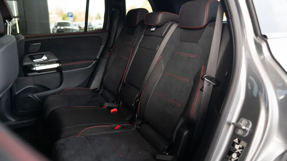 MERCEDES-BENZ GLB GLB 220 d 4-Matic AMG Line 8G-DCT