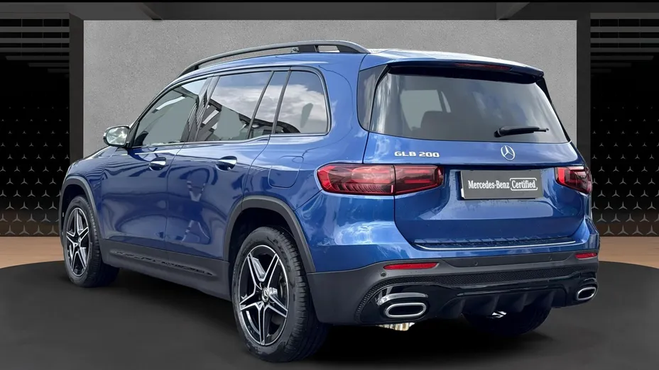 MERCEDES-BENZ GLB GLB 200 mHEV AMG Line 7G-DCT