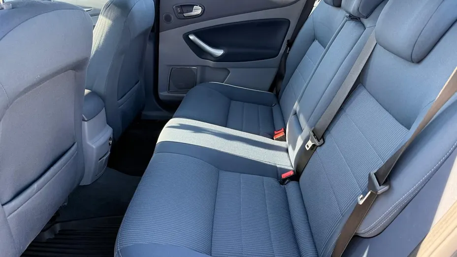 FORD Mondeo -