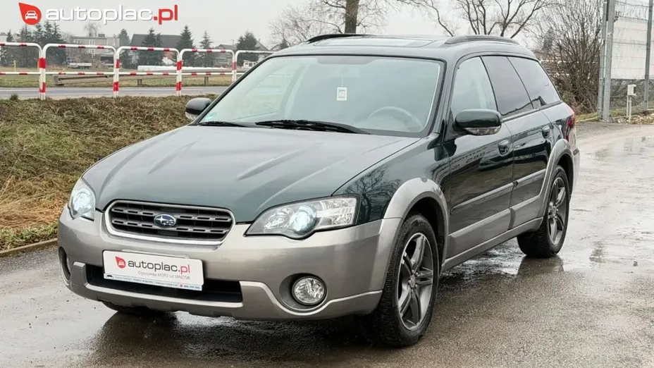 SUBARU Outback -
