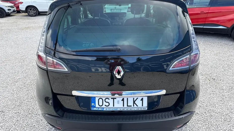 RENAULT Scenic -