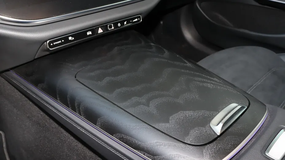 MERCEDES-BENZ E Klasa E 220 d mHEV 4-Matic AMG 9G-Tronic