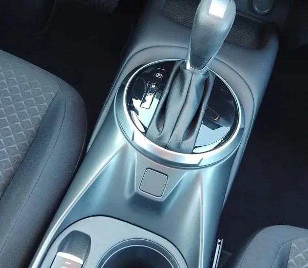 NISSAN Juke Juke 1.0 DIG-T N-Connecta DCT