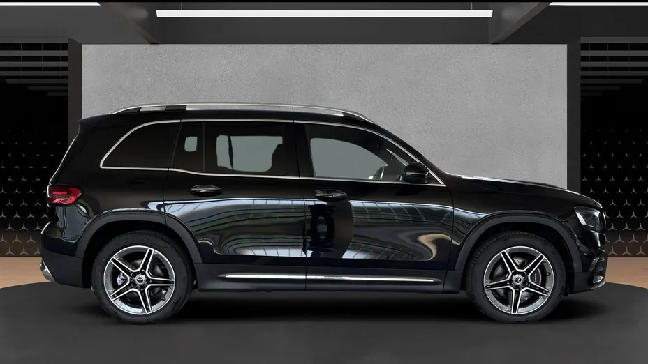 MERCEDES-BENZ GLB GLB 200 d 4-Matic AMG Line 8G-DCT
