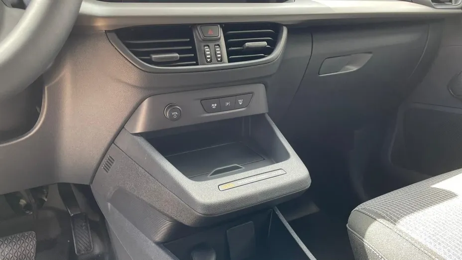 FORD Transit Courier Transit Courier EV Trend Nowy