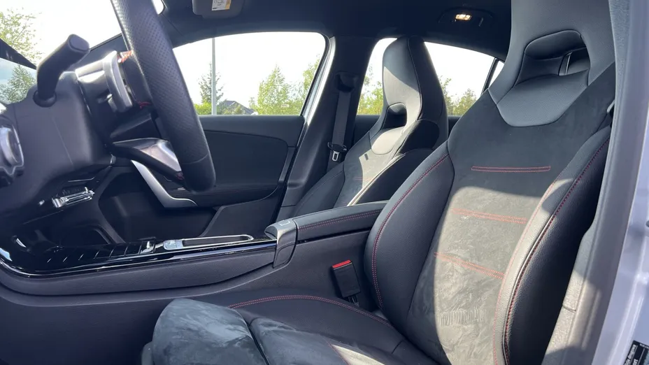 MERCEDES-BENZ A Klasa A 200 AMG Line 7G-DCT