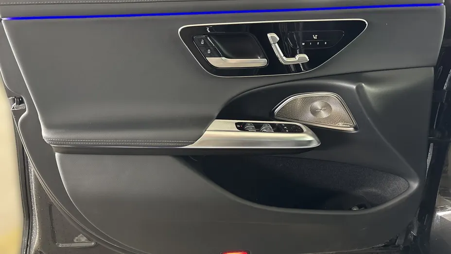 MERCEDES-BENZ E Klasa E 300 de PHEV AMG 9G-Tronic
