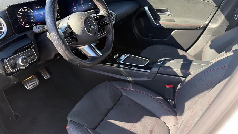 MERCEDES-BENZ A Klasa A 250 e PHEV AMG Line 8G-DCT