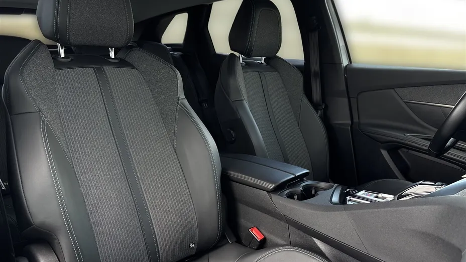 PEUGEOT 3008 3008 1.2 PureTech Allure Pack S&S EAT8