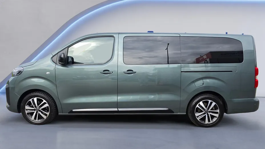 PEUGEOT Traveller Traveller 2.0 BlueHDi Long Business EAT8
