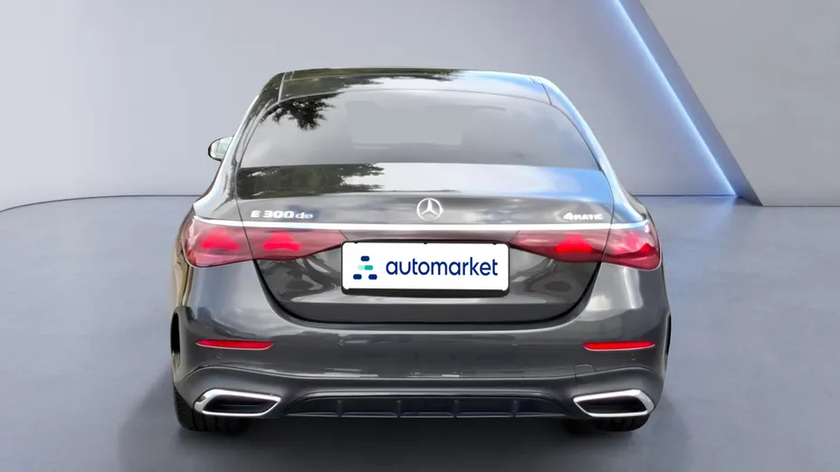 MERCEDES-BENZ E Klasa E 300 de PHEV 4-Matic AMG 9G-Tronic