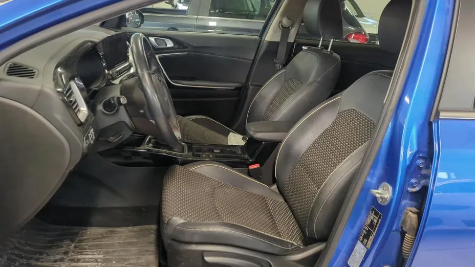 KIA Cee'd Ceed 1.6 GDI PHEV Business Line DCT