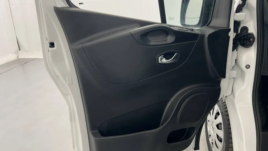 RENAULT Trafic -