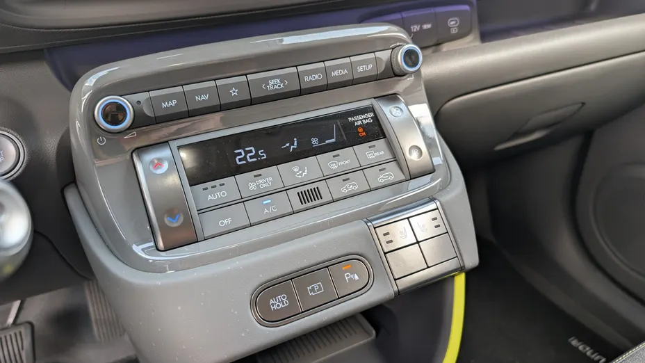 HYUNDAI Inster Inster 49kWh Inster Cross Smart Nowy