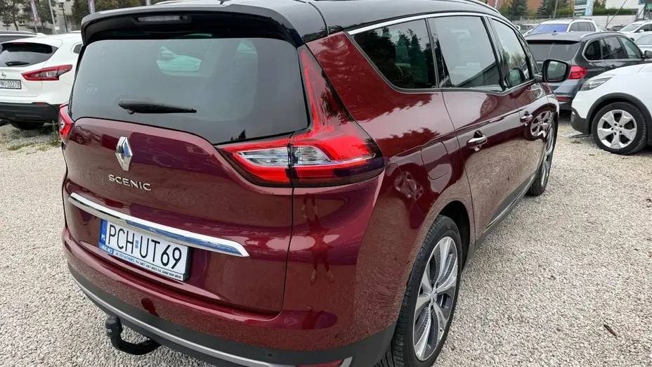 RENAULT Scenic -