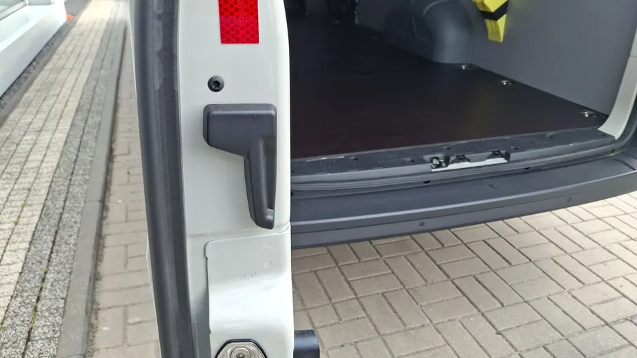 VOLKSWAGEN Crafter Crafter 35 BiTDI (16,4m3) Nowy