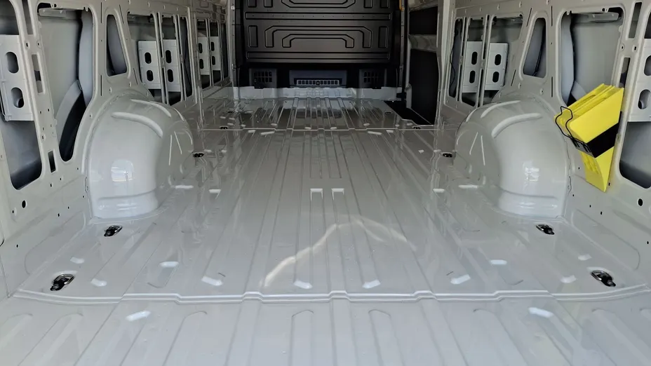 VOLKSWAGEN Crafter Crafter 35 BiTDI (18,4m3) Nowy