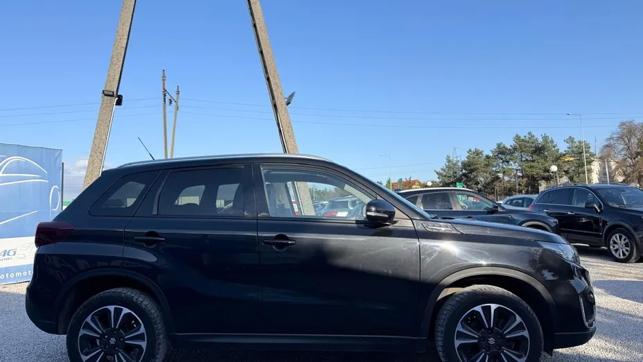SUZUKI Vitara -