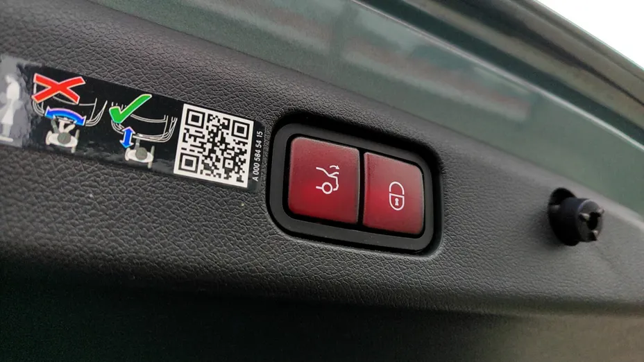 MERCEDES-BENZ E Klasa E 220 d mHEV Exclusive 9G-Tronic