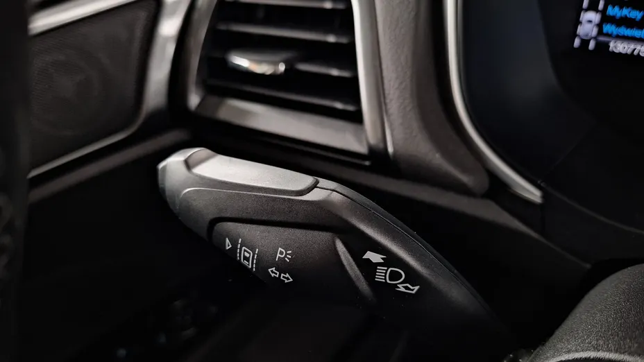 FORD Mondeo Mondeo 2.0 Hybrid Trend