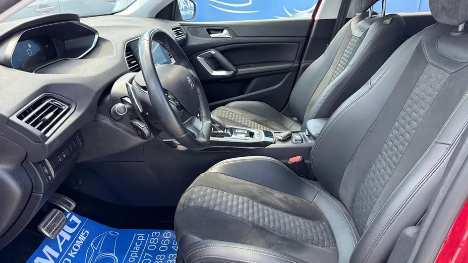 PEUGEOT 308 -