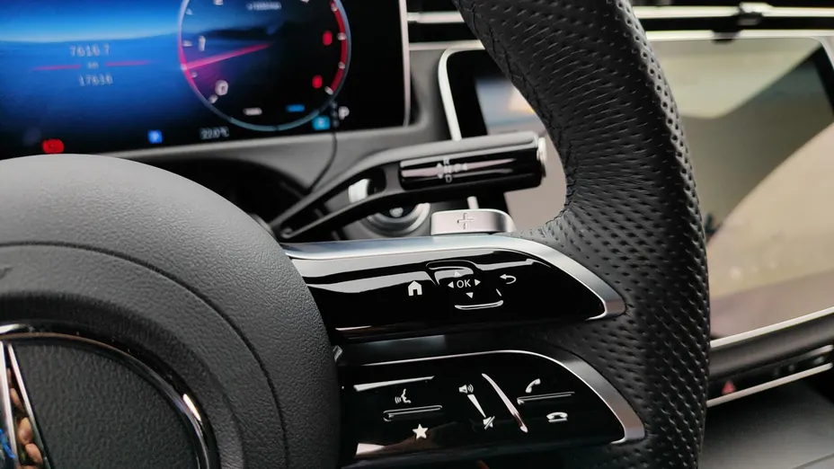 MERCEDES-BENZ E Klasa E 220 d mHEV Exclusive 9G-Tronic