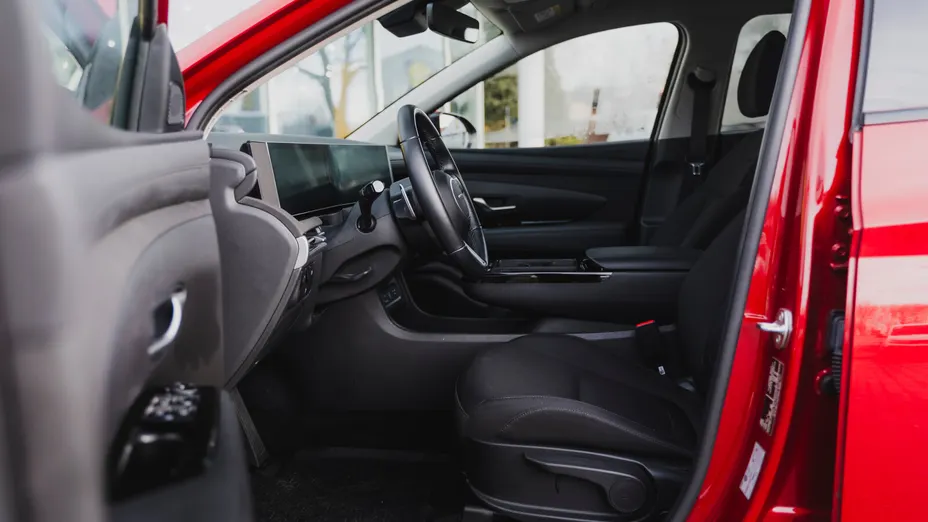 HYUNDAI Tucson Tucson 1.6 T-GDi HEV Modern 2WD aut