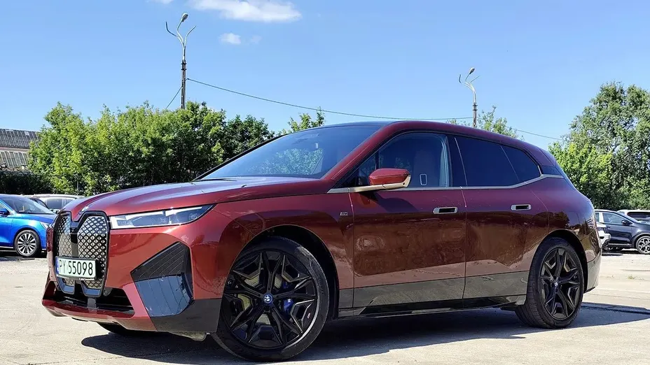 BMW iX iX M60 111.5kWh