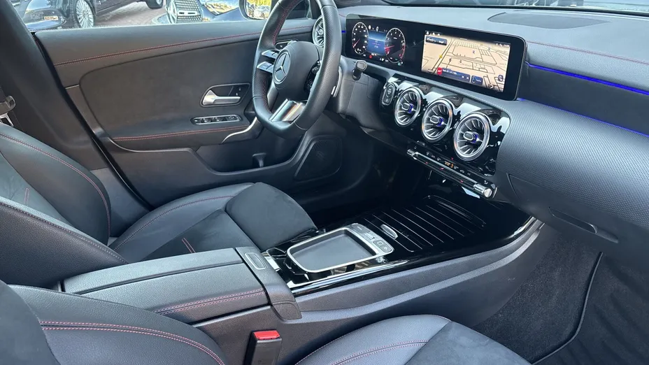 MERCEDES-BENZ CLA CLA 200 mHEV AMG Line 7G-DCT