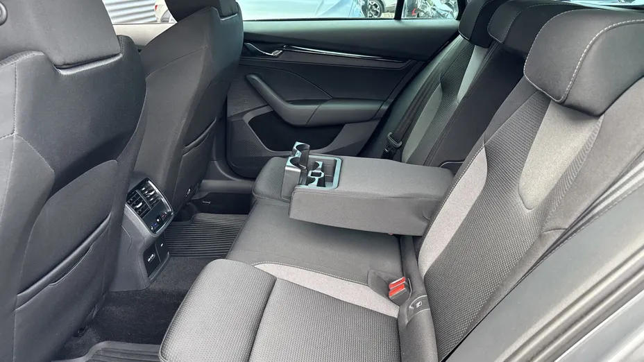 SKODA Octavia Octavia 2.0 TDI Ambition DSG