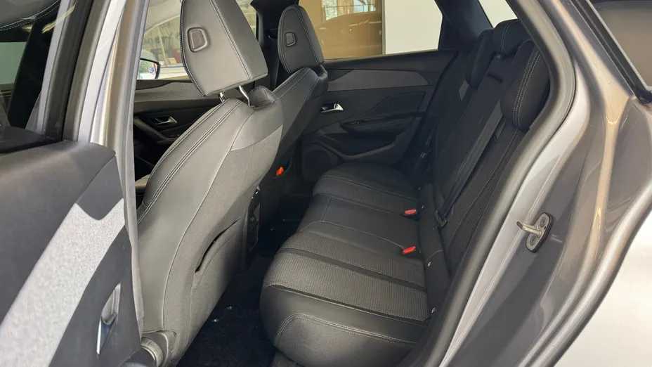 PEUGEOT 308 308 1.2 PureTech Allure Pack S&S EAT8