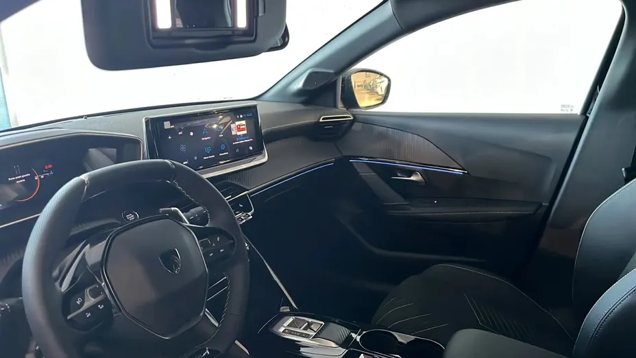 PEUGEOT 208 208 1.2 mHEV GT Nowy