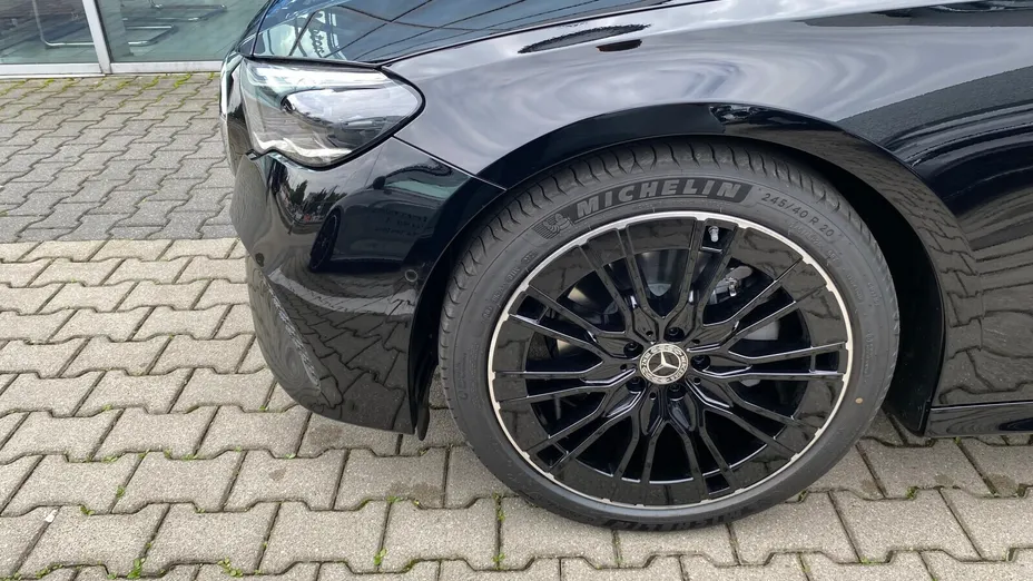 MERCEDES-BENZ E Klasa E 200 d mHEV Avantgarde 9G-Tronic