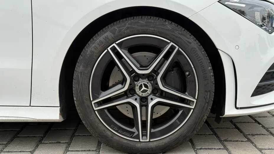 MERCEDES-BENZ CLA CLA 200 Progressive 7G-DCT