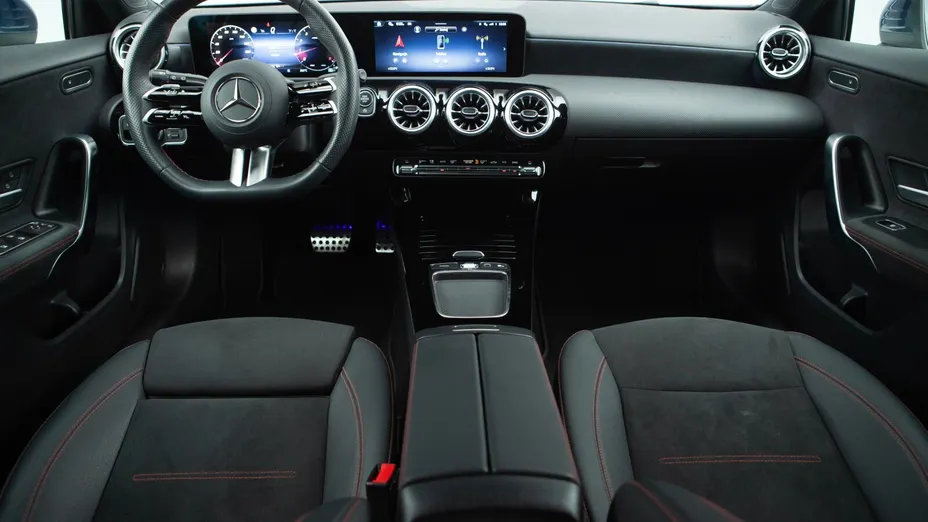 MERCEDES-BENZ A Klasa A 200 AMG Line 7G-DCT