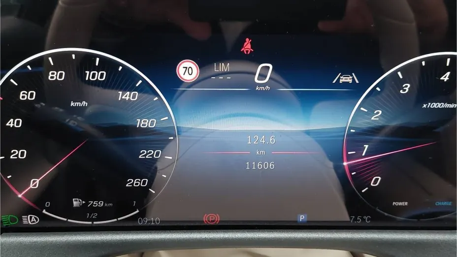 MERCEDES-BENZ E Klasa E 200 mHEV 4-Matic Avantgarde 9G-Tronic
