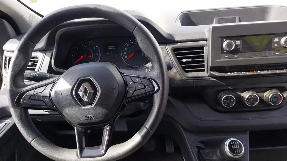 RENAULT Trafic -