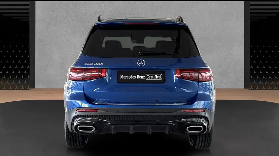 MERCEDES-BENZ GLB GLB 200 mHEV AMG Line 7G-DCT
