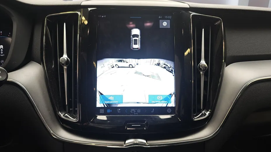 VOLVO XC60 XC60 B4 B Essential aut